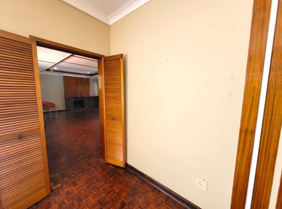 5 Bedroom Property for Sale in Dan Pienaar Free State